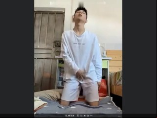 17cm白袜男神被调教 Chinese Solo