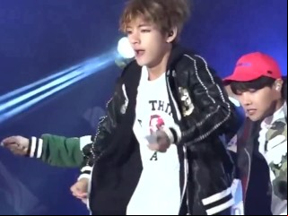 Hot Korean Twink Going To Bed Himself